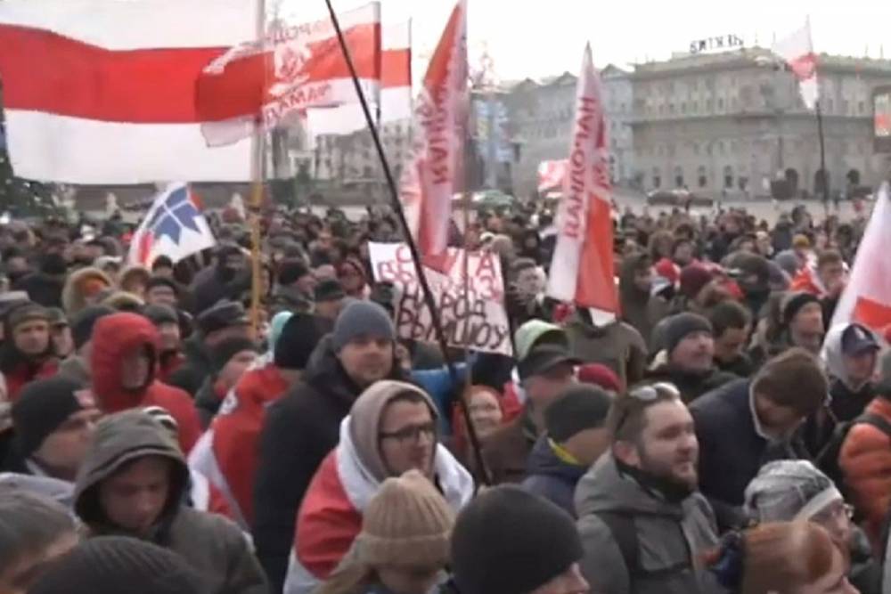 Белорусские националисты устроили шествие против интеграции с Россией
