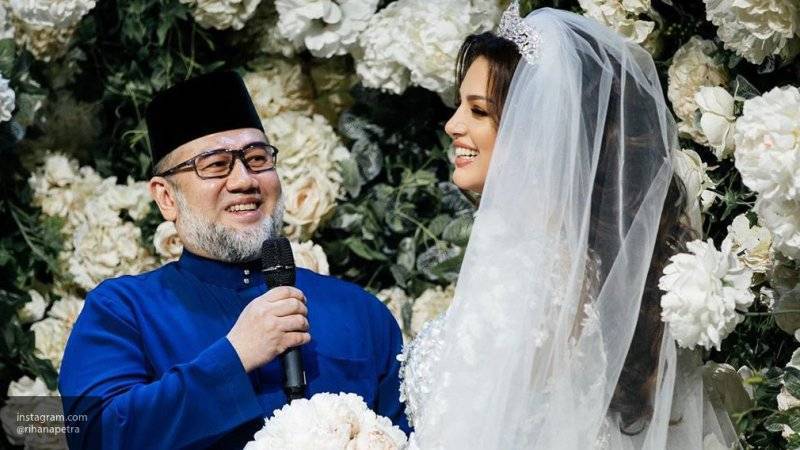 Воеводина надеется наладить отношения с экс-королем Малайзии ради благополучия общего сына