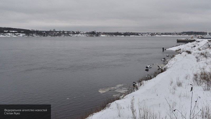 Два семилетних мальчика провалились под лед в Волгоградской области