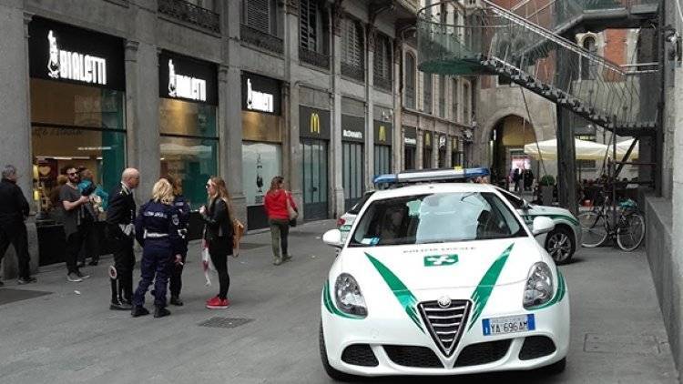 Мусоровоз и автобус столкнулись в Милане, пострадали 18 человек