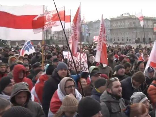 Белорусские националисты выступили в Минске против «русского фашизма»