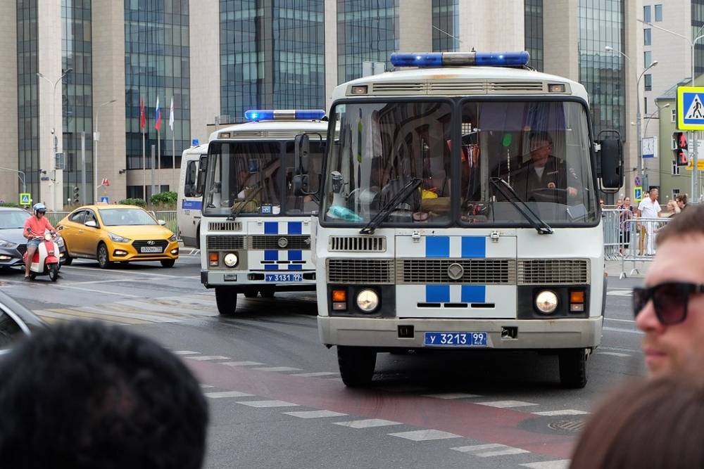 В центре Москвы задержаны 4 человек за пикет в подержку политзаключенных