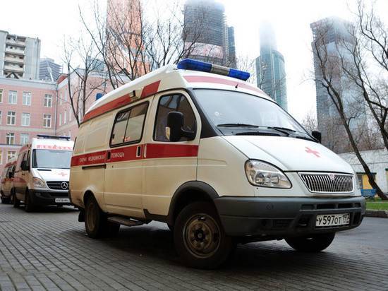 Ударила головой об косяк: работница московского травмпункта избила двухлетнюю дочь