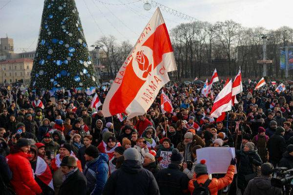 В Минске проходят незаконные митинги против интеграции с Россией