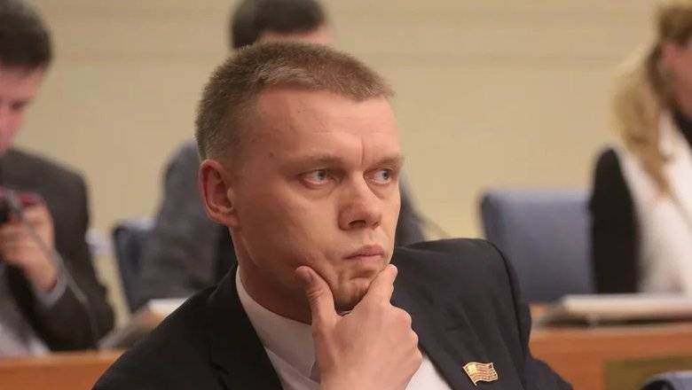 Депутат Мосгордумы отказался от привилегии ездить на служебном авто