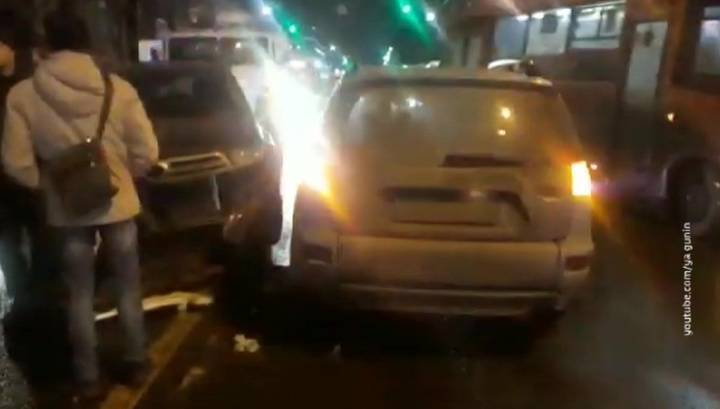 Машина сбила детей на тротуаре: виновник ДТП лишался прав за пьяную езду