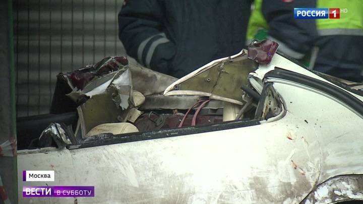 Пассажиров выковыривали из салона: страшную аварию в Москве устроил пьяный стритрейсер