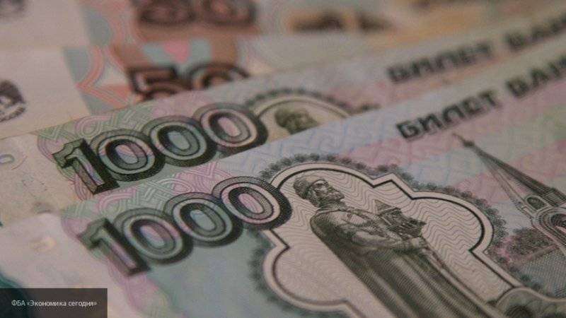 Минпросвещения разработало предложения по повышению зарплат учителям в РФ