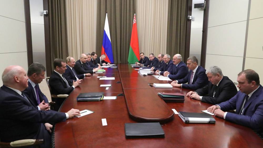 Орешкин отметил серьезный прогресс на переговорах между Россией и Белоруссией в Сочи