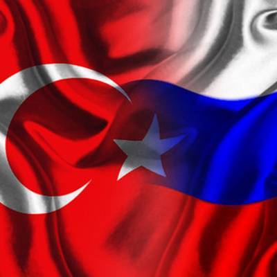 Российские и турецкие военные проводят совместный патруль в Сирии