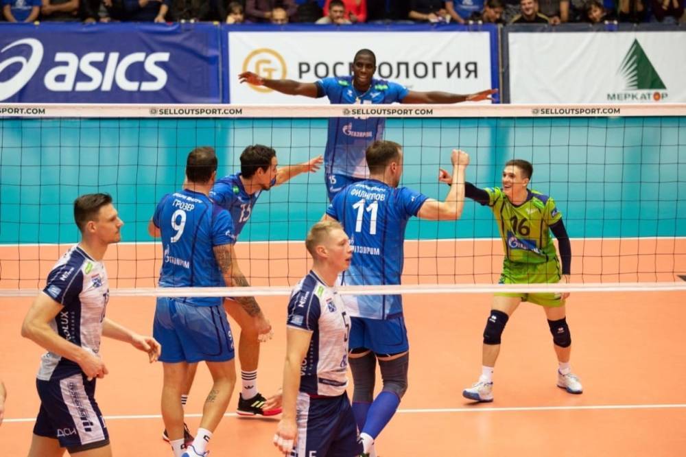 Волейбольный «Зенит» показал яркие моменты «ленинградского дерби»