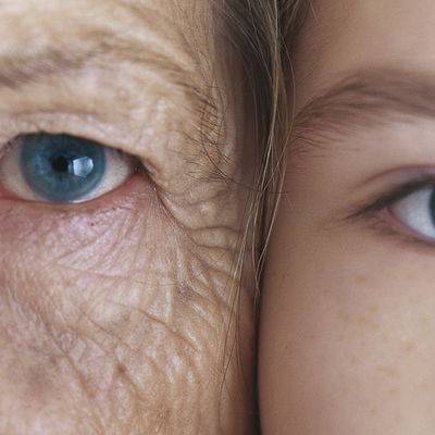 Ученые Стэнфордского университета описали этапы старения человека