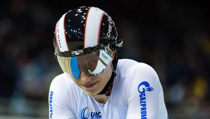 Велогонщица Шмелева досрочно завершила выступление на этапе Кубка мира из-за травмы