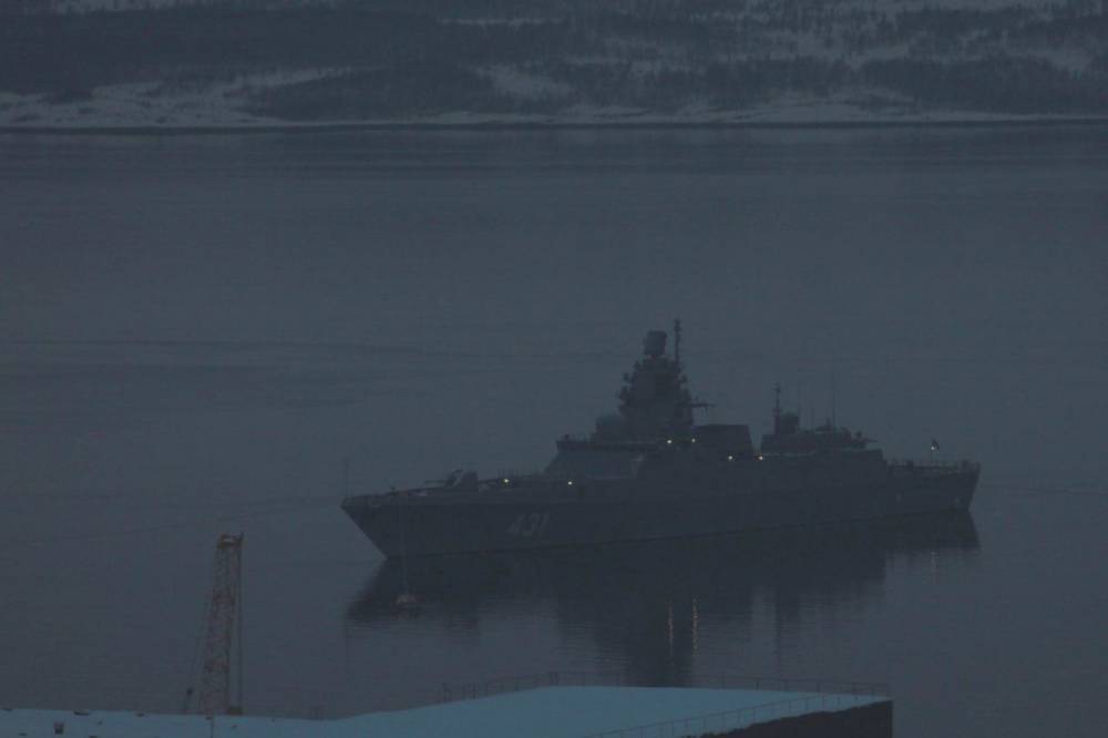 Фрегат «Адмирал Касатонов» прибыл в Североморск для проведения испытаний