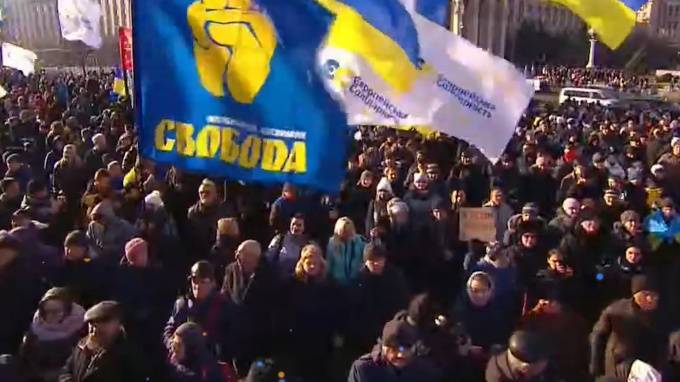 В Киеве началась акция оппозиции накануне "нормандского" саммита