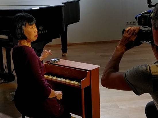 «Королева игрушечного фортепиано» Маргарет Ленг Тан стала звездой фестиваля Re:Formers