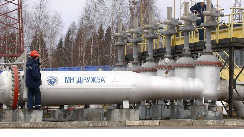 Минск рассчитывает на $70 млн компенсации за поставки "грязной нефти" из России