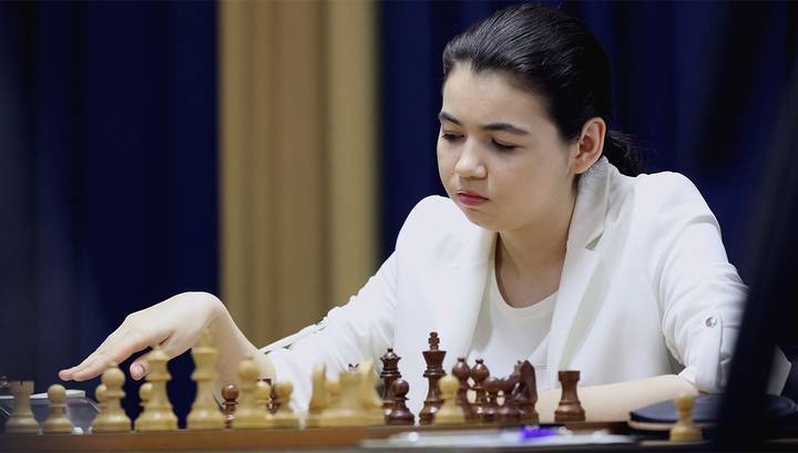 Шахматы. Горячкина возглавила таблицу Гран-при FIDE после шестого тура