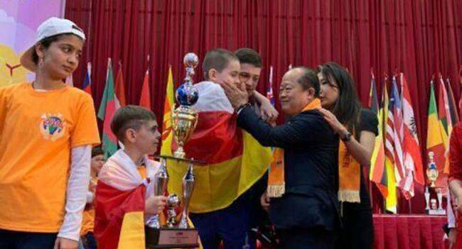 Школьник из Южной Осетии стал чемпионом мира по ментальной арифметике