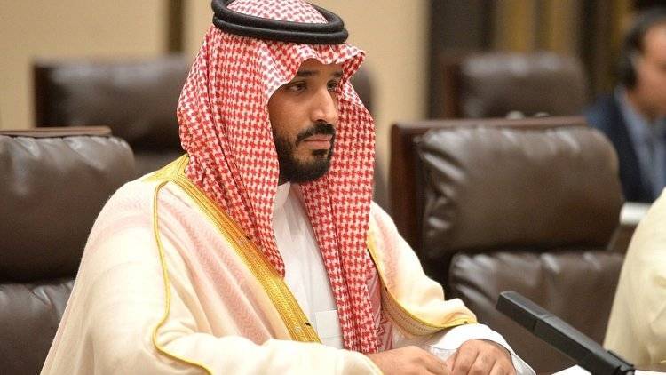 Саудовский принц позвонил Трампу после трагедии на военной базе США