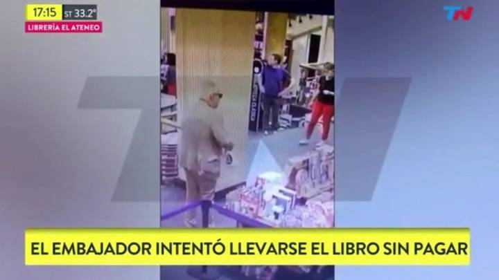 Посол Мексики в Аргентине попался на мелкой краже в магазине