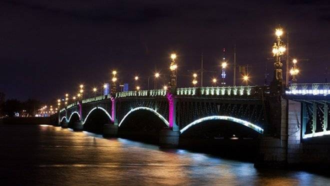 Стало известно, когда в декабре разведут 2 моста в Петербурге