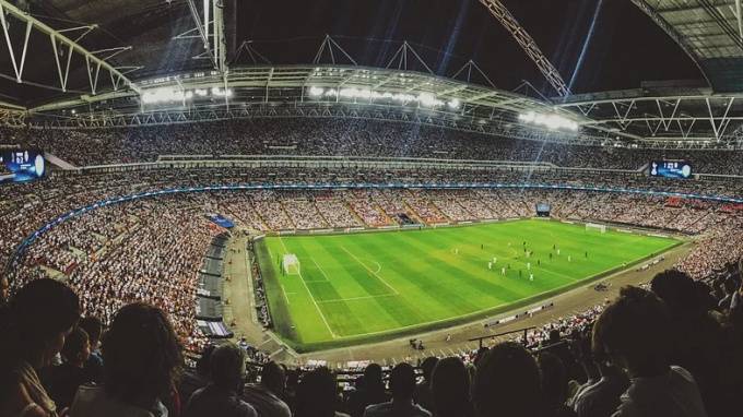 Петербург подарит азиатским туристам чемпионат Европы по футболу