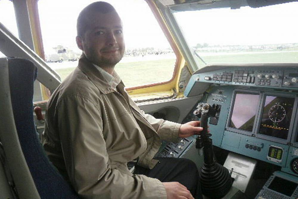 Посадивший самолет в поле пилот рассказал о жизни после подвига