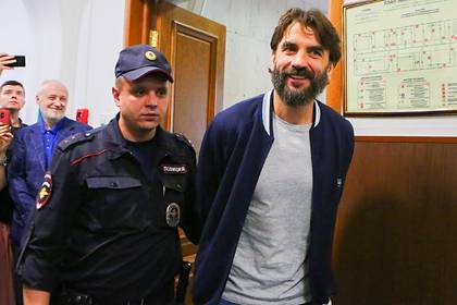 Снят арест с имущества бывшего российского министра на один миллиард рублей