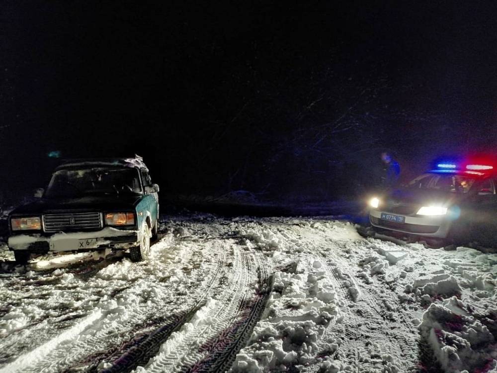 На трассе «Кола» в Карелии наряд ДПС поймал пьяного водителя без прав