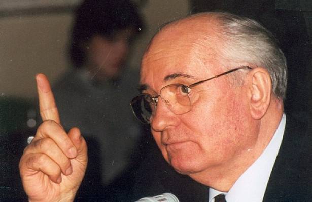 Горбачёв сравнил Жириновского с фашистами