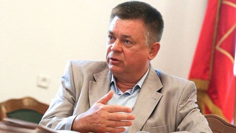 Экс-министр обороны Украины неплохо зарабатывает на поставках для российского ВПК