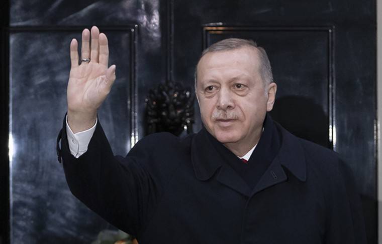 Эрдоган заявил о желании обсудить ситуацию в Ливии с Путиным