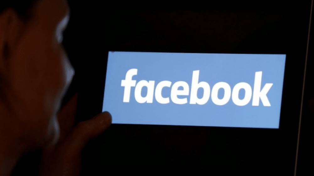 Facebook вносит всех потенциально опасных пользователей в черный список и следит за ними