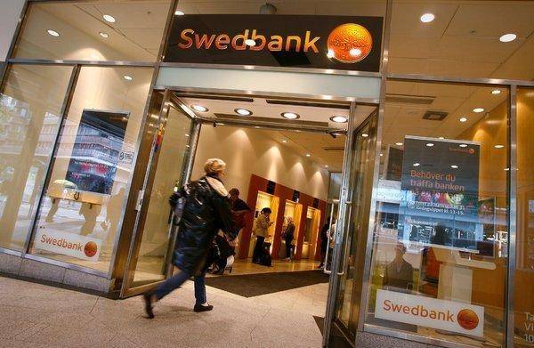 Скандал с отмыванием российских денег обрушил акции одного из крупнейших банков Швеции
