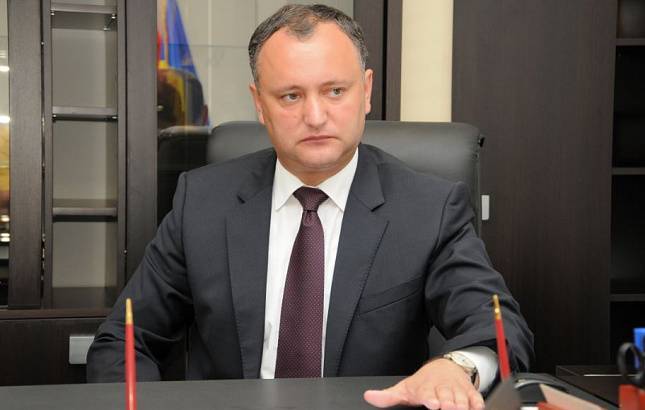 В Сети появилось видео аварии с кортежем президента Молдавии