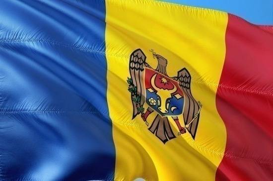 Большинство граждан Молдавии проголосовали за сокращение числа депутатов парламента