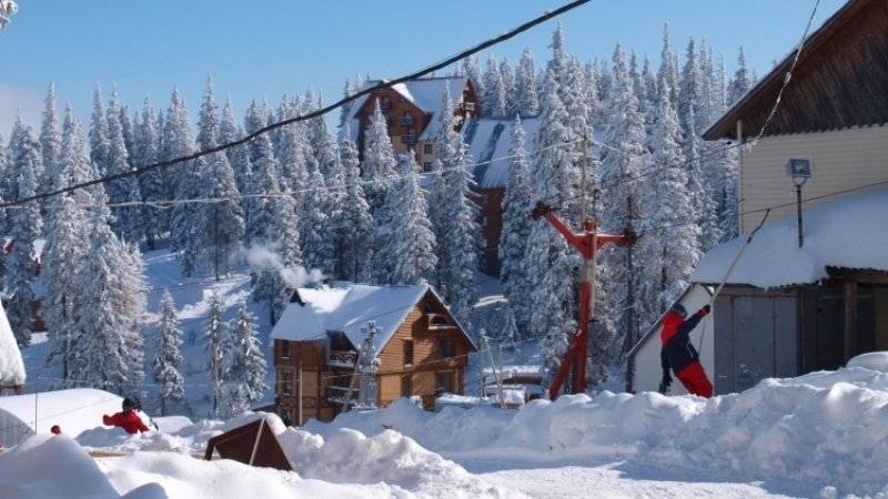 На горнолыжном курорте в Сербии спасли трех россиян