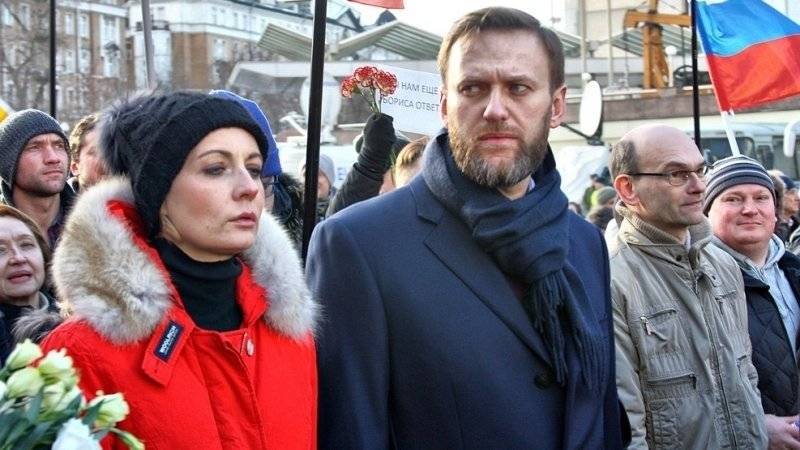 Навальный просит у США больше санкций, чтобы россияне «прыгали до потолка»