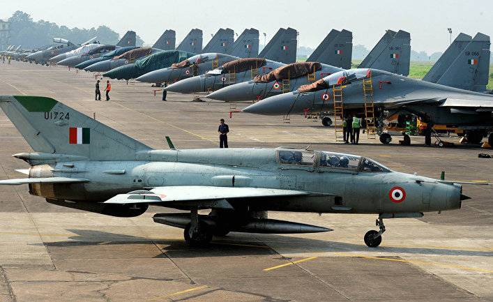 NDTV (Индия): 24 пакистанских самолета при попытке пересечь границу были перехвачены 8 истребителями ВВС Индии