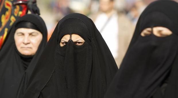 38 лет тюрьмы и 148 ударов плетью: агитировала против хиджаба | Вести.UZ