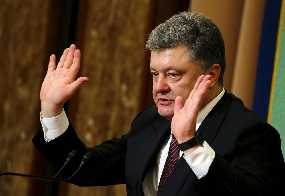 «Маньяк Порошенко хочет превратить Украину в свой бизнес» – беглый депутат