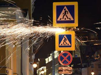 Суд признал дорожные знаки уменьшенного размера небезопасными