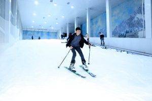 В столичном ТРК Next научат кататься на лыжах | Вести.UZ