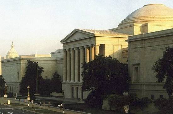 Основу Национальной галереи Вашингтона составили картины Эрмитажа