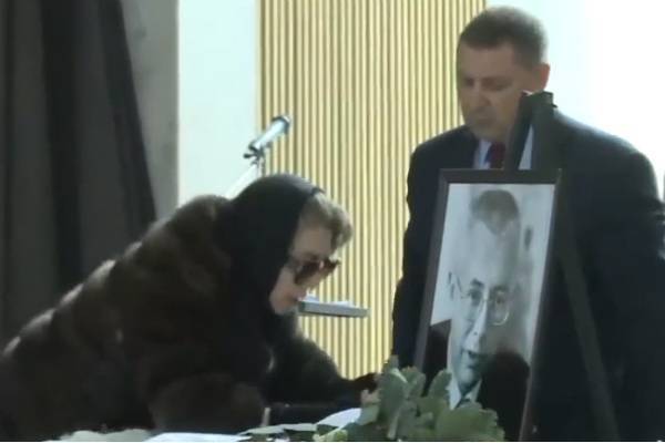 Сооснователя НТВ Игоря Малашенко похоронили на Троекуровском кладбище