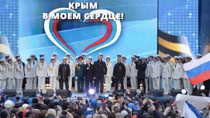 Путин заявил, что Крымская весна показала силу правды и справедливости