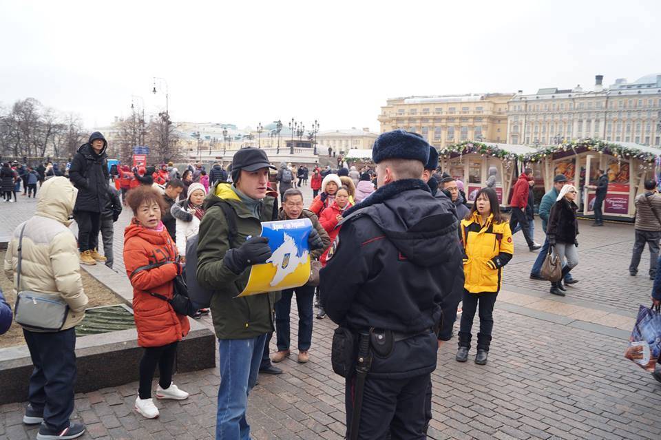 Либералы в Москве вышли в поддержку позиции бандеровцев