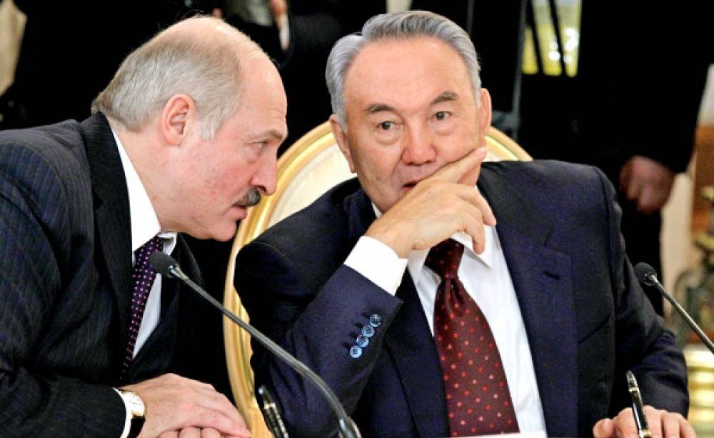 У Лукашенко в голове казахский сценарий