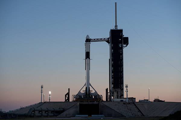 SpaceX оправила новый корабль Crew Dragon к МКС